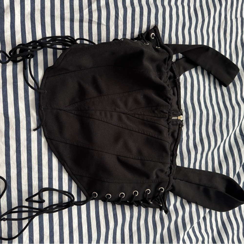 SHEIN Black Lace-Up Crop Top